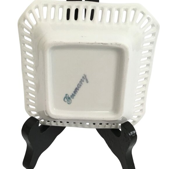 VTG (2) German Porcelain Reticulated Lattice Trinket Dish Romantic Scene Floral - Picture 5 of 12